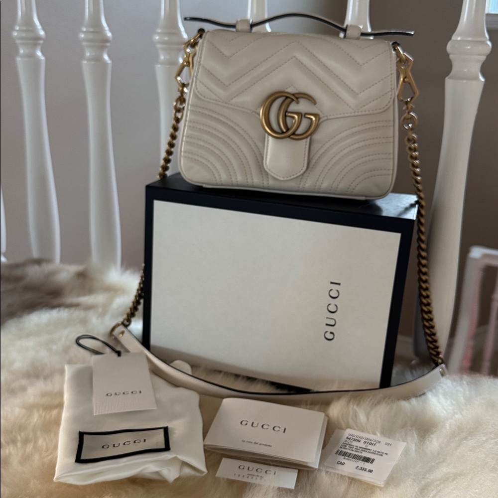 Gucci Double G Marmont Bag - Picture 3 of 17